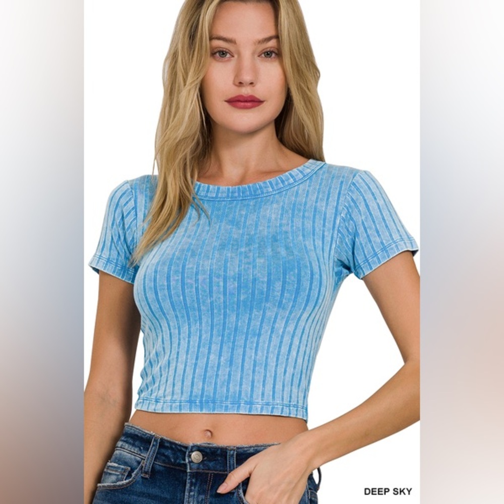 ZENANA RIBBED SHORT SLEEVE CROPPED TOP